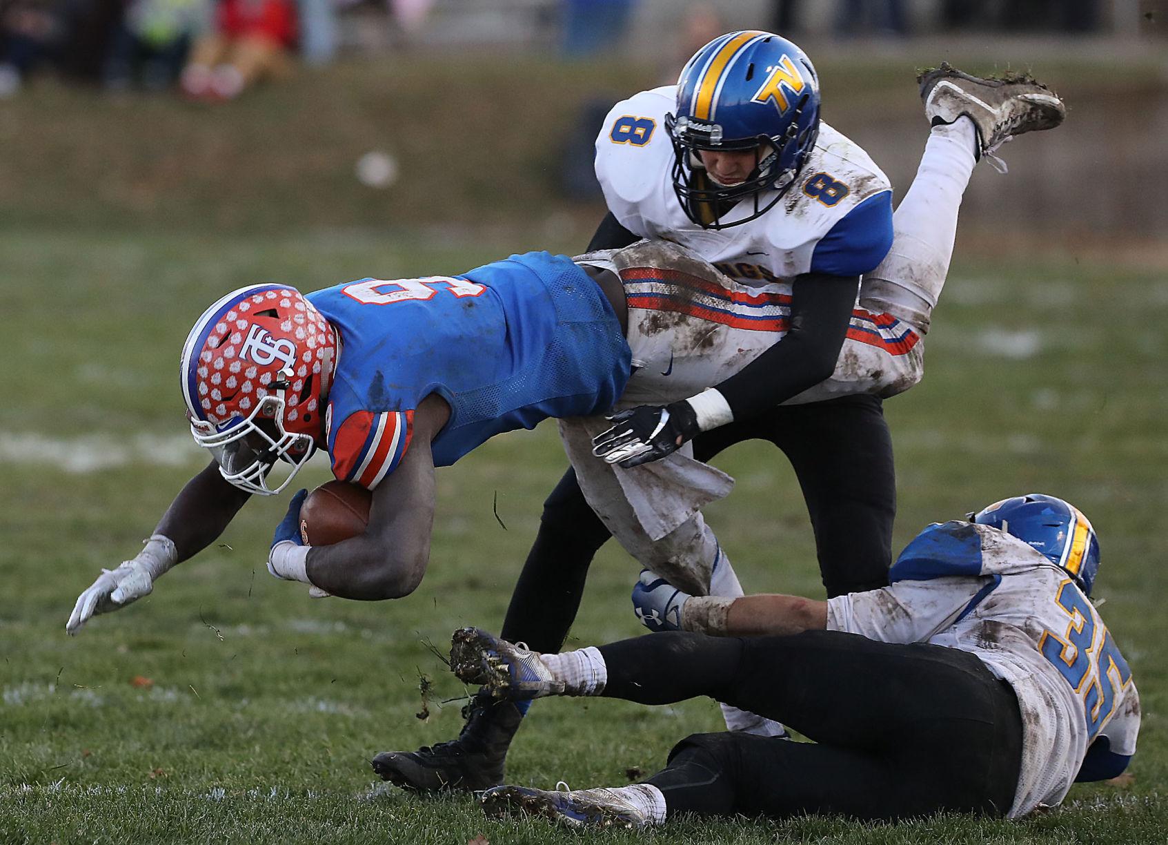St Teresa vs Tri Valley football 16 11.10.18.jpg